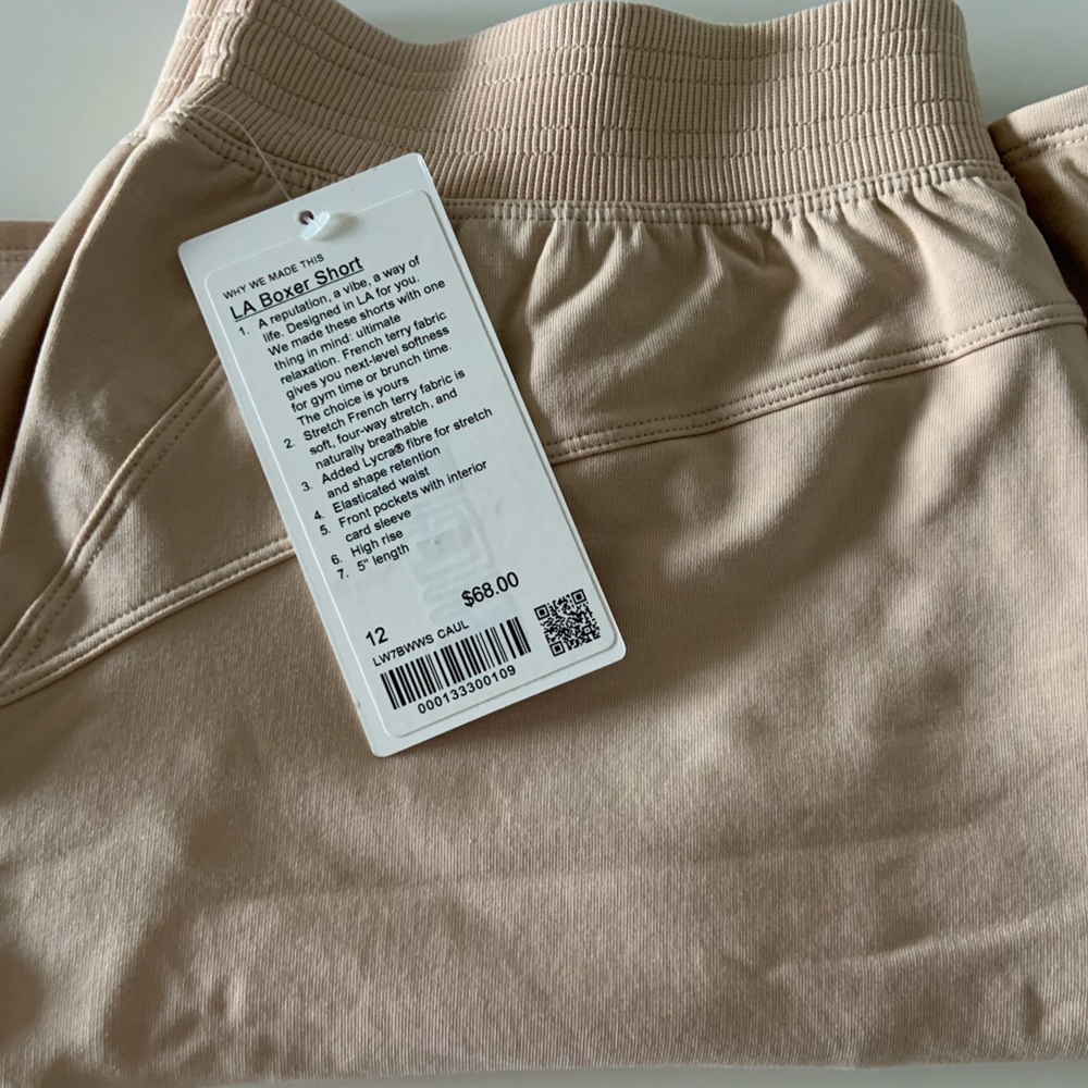 lululemon LA Boxer Short - size 12